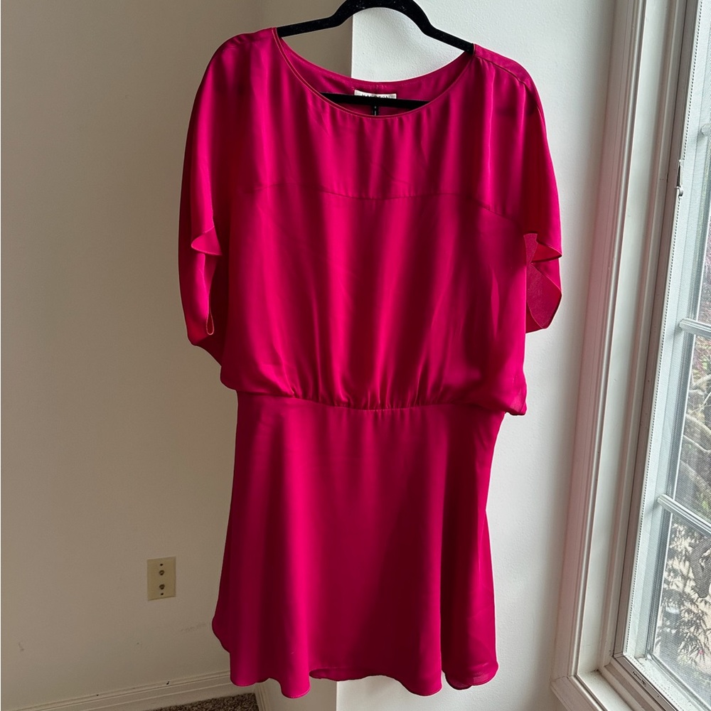 Halston Short Silk Dress NWT in Wildberry